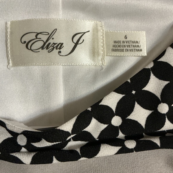 🌹𝐄𝐋𝐈𝐙𝐀 𝐉 𝐄𝐋𝐁𝐎𝐖 𝐒𝐋𝐄𝐄𝐕𝐄 𝐒𝐇𝐈𝐅𝐓 𝐃𝐑𝐄𝐒𝐒 - Picture 5 of 9